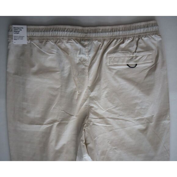 Nike Tech HM8241-104 Men's Sz 2XL Beige Standard Fit Tapered Woven Pants - Picture 8 of 16